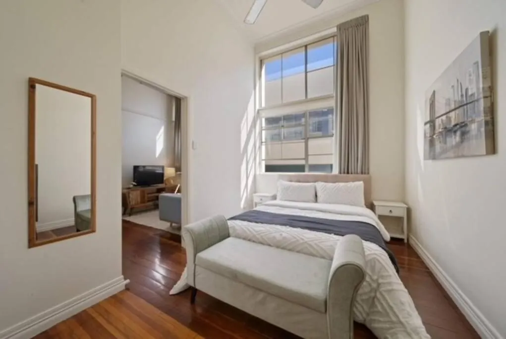 Cool New Yorker Cbd Apartment ブリスベン